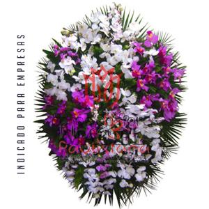 Coroa de Flores Rubi Nobre Flores Naturais Tam. 1,50 x 1,10 Flores Pink c/ Branco   